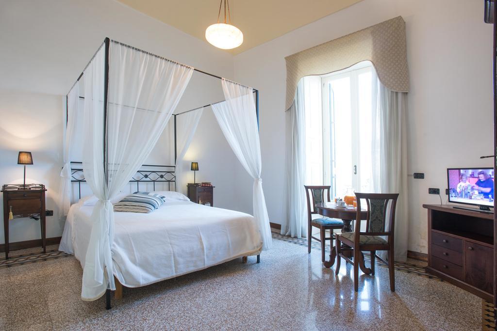 Palazzo Scarciglia - Dimora D'Epoca Panzió Minervino di Lecce Szoba fotó