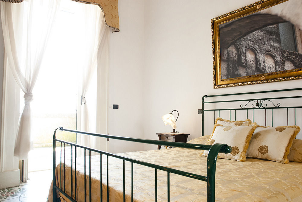 Palazzo Scarciglia - Dimora D'Epoca Panzió Minervino di Lecce Kültér fotó