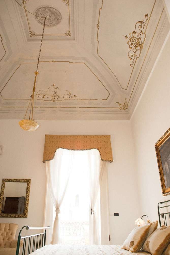 Palazzo Scarciglia - Dimora D'Epoca Panzió Minervino di Lecce Kültér fotó